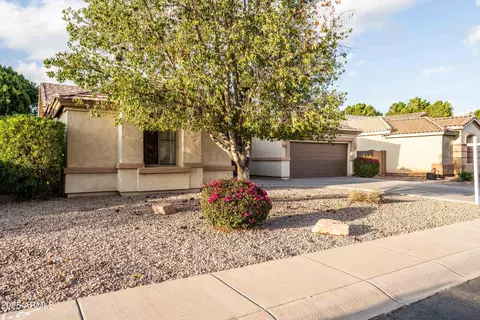 Exterior - 2830 Estrella Ct, Gilbert, AZ 85296 photo 2 of 19