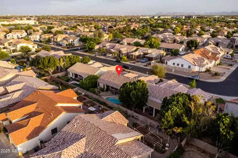 View/Area - 2830 Estrella Ct, Gilbert, AZ 85296 photo 13 of 15