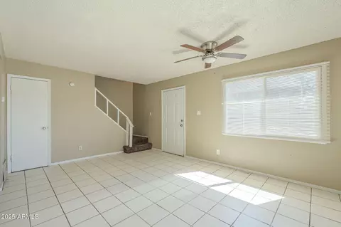 Living - 4614 E Pueblo Ave, Phoenix, AZ 85040 photo 4 of 6