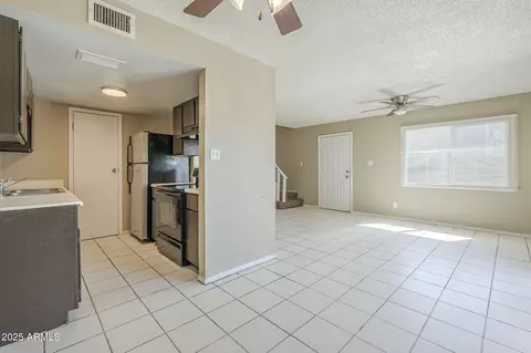 Living - 4614 E Pueblo Ave, Phoenix, AZ 85040 photo 5 of 6