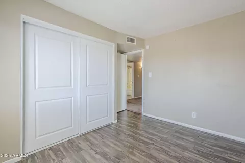 Bedroom - 4614 E Pueblo Ave, Phoenix, AZ 85040 photo 4 of 5