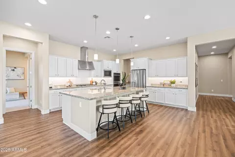 Kitchen - 3620 E Austin Dr, Gilbert, AZ 85296 photo 4 of 9
