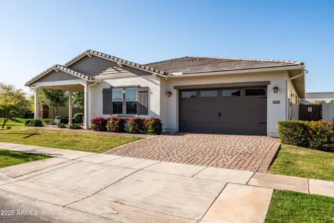 Exterior - 3620 E Austin Dr, Gilbert, AZ 85296 photo 3 of 25