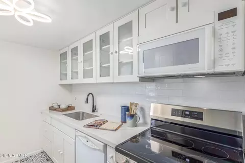 4727 E Lafayette Blvd #117, Phoenix, AZ 85018 photo 12