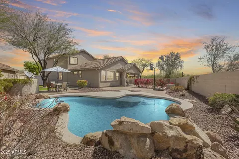 39514 N Bent Creek Ct, Phoenix, AZ 85086