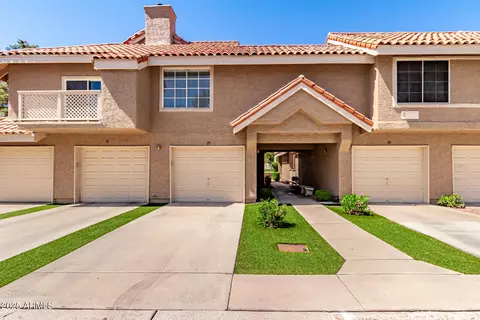 1633 E Lakeside Dr #25, Gilbert, AZ 85234