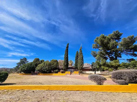 45 Gila Dr, Bisbee, AZ 85603