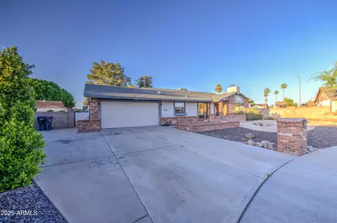 3906 W Aire Libre Ave, Phoenix, AZ 85053