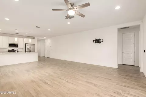 547 S Avocet St, Gilbert, AZ 85296 photo 8