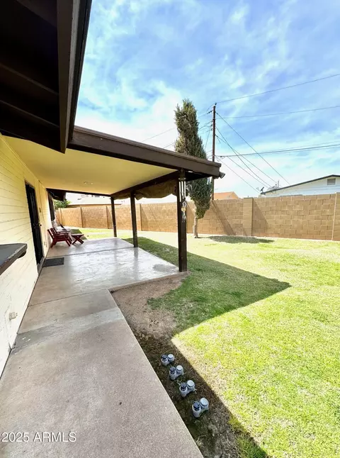 6714 N 41st Dr, Phoenix, AZ 85019 photo 9