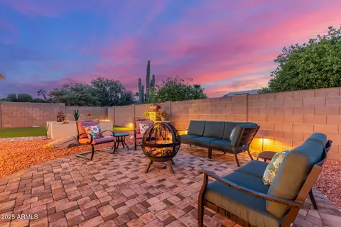 9556 W Willowbrook Dr, Sun City, AZ 85373
