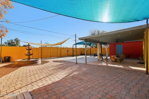 Exterior - 2511 E Pinchot Ave, Phoenix, AZ 85016 photo 5 of 7