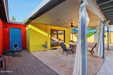 Exterior - 2511 E Pinchot Ave, Phoenix, AZ 85016 photo 4 of 7