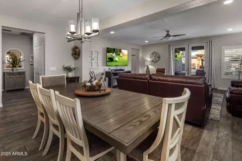 Dining - 11148 E Tumbleweed Ave, Mesa, AZ 85212 photo 1 of 2