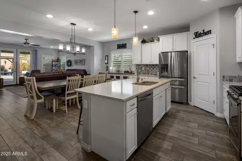 Kitchen - 11148 E Tumbleweed Ave, Mesa, AZ 85212 photo 4 of 6