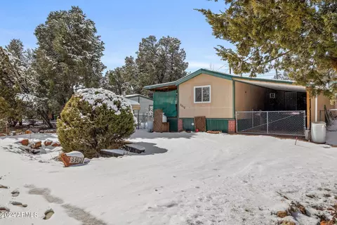 3512 Quail Run Rd, Overgaard, AZ 85933