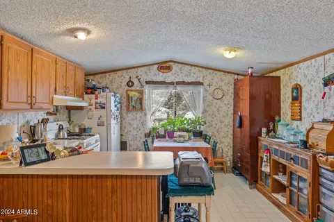 3512 Quail Run Rd, Overgaard, AZ 85933 photo 11