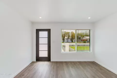 3330 E Palm Ln, Phoenix, AZ 85008 photo 5