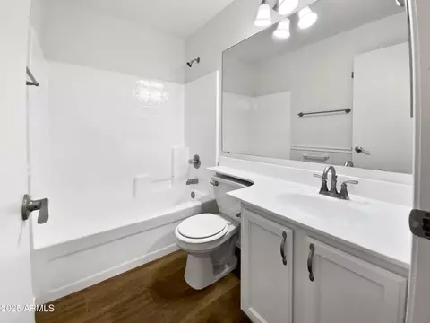 Bath - 1488 W Page Ave, Gilbert, AZ 85233 photo 2 of 2