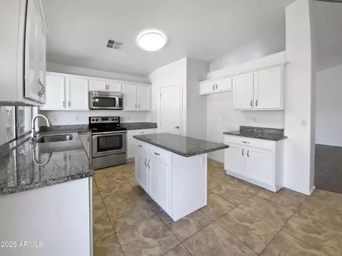 Kitchen - 1488 W Page Ave, Gilbert, AZ 85233 photo 3 of 3