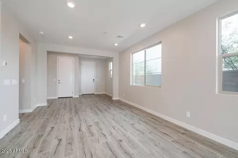 1571 E Tiffany Way, Gilbert, AZ 85298 photo 11
