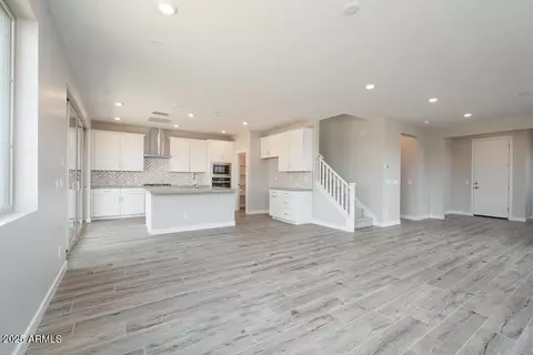 1571 E Tiffany Way, Gilbert, AZ 85298 photo 7