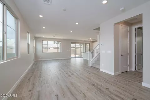 1571 E Tiffany Way, Gilbert, AZ 85298 photo 9