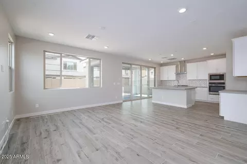 1571 E Tiffany Way, Gilbert, AZ 85298 photo 6