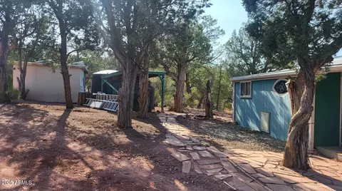 Exterior - 484 W Cone Ln, Ash Fork, AZ 86320 photo 4 of 11