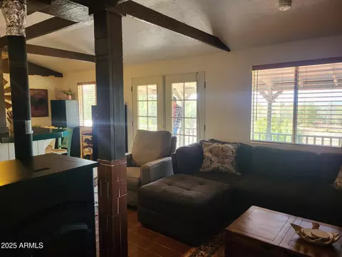 Living - 484 W Cone Ln, Ash Fork, AZ 86320 photo 2 of 2
