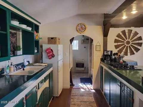 Kitchen - 484 W Cone Ln, Ash Fork, AZ 86320 photo 1 of 2