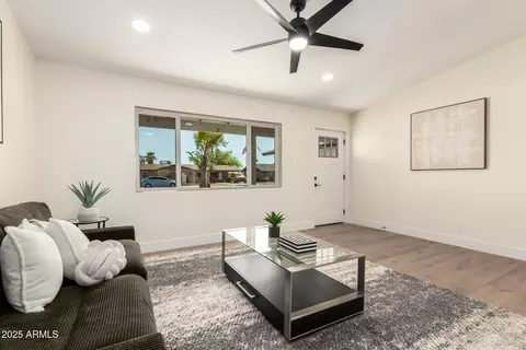 Living - 1012 Estevan Ave, Apache Junction, AZ 85119 photo 1 of 2