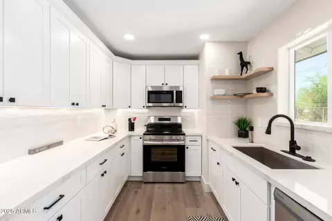 Kitchen - 1012 Estevan Ave, Apache Junction, AZ 85119 photo 1 of 3