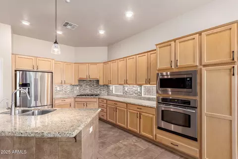 40816 N Harbour Town Way, Anthem, AZ 85086