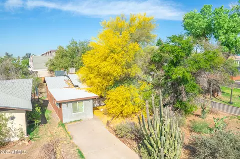 902 S Una Ave, Tempe, AZ 85281