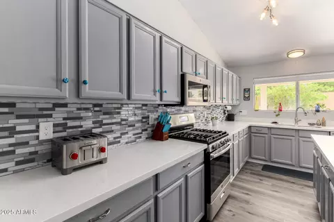 1425 E Darrel Rd, Phoenix, AZ 85042 photo 16