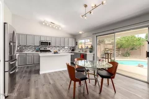 1425 E Darrel Rd, Phoenix, AZ 85042 photo 4