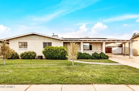 299 N Comanche Dr, Chandler, AZ 85224