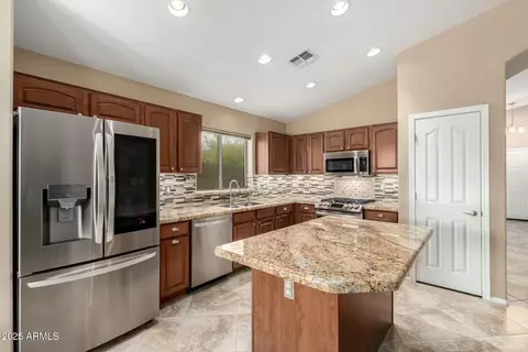 4433 W Phalen Dr, Phoenix, AZ 85087 photo 4