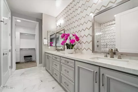 5250 E Deer Valley Dr #206, Phoenix, AZ 85054 photo 8