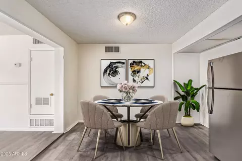 Dining - 3222 W Marshall Ave, Phoenix, AZ 85017 photo 1 of 1