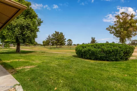 18211 N Conestoga Dr, Sun City, AZ 85373