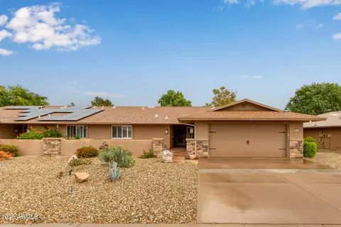18211 N Conestoga Dr, Sun City, AZ 85373
