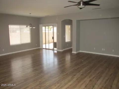 10028 E Kilarea Ave, Mesa, AZ 85209 photo 7
