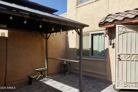 948 S Alma School Rd #115, Mesa, AZ 85210