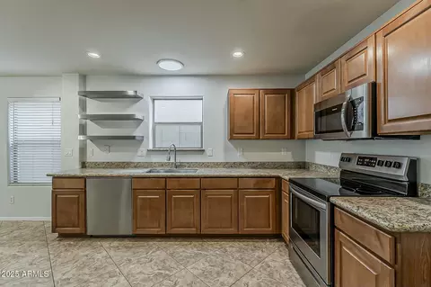 1930 E Parkside Ln, Phoenix, AZ 85024 photo 10