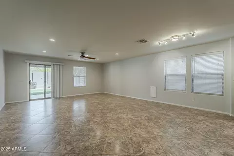 1930 E Parkside Ln, Phoenix, AZ 85024 photo 18