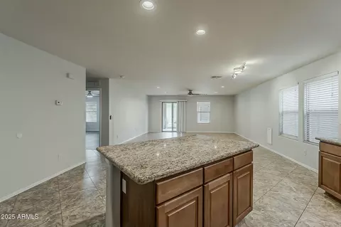 1930 E Parkside Ln, Phoenix, AZ 85024 photo 11