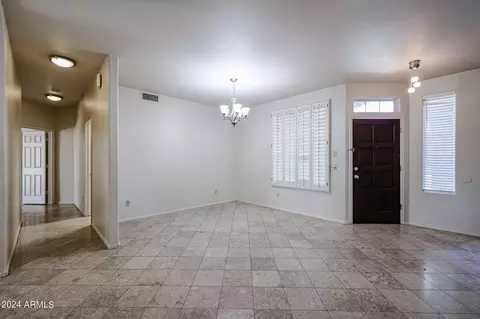 4143 E Rockledge Rd, Phoenix, AZ 85044 photo 5