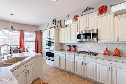 1919 S Granite St, Gilbert, AZ 85295 photo 9